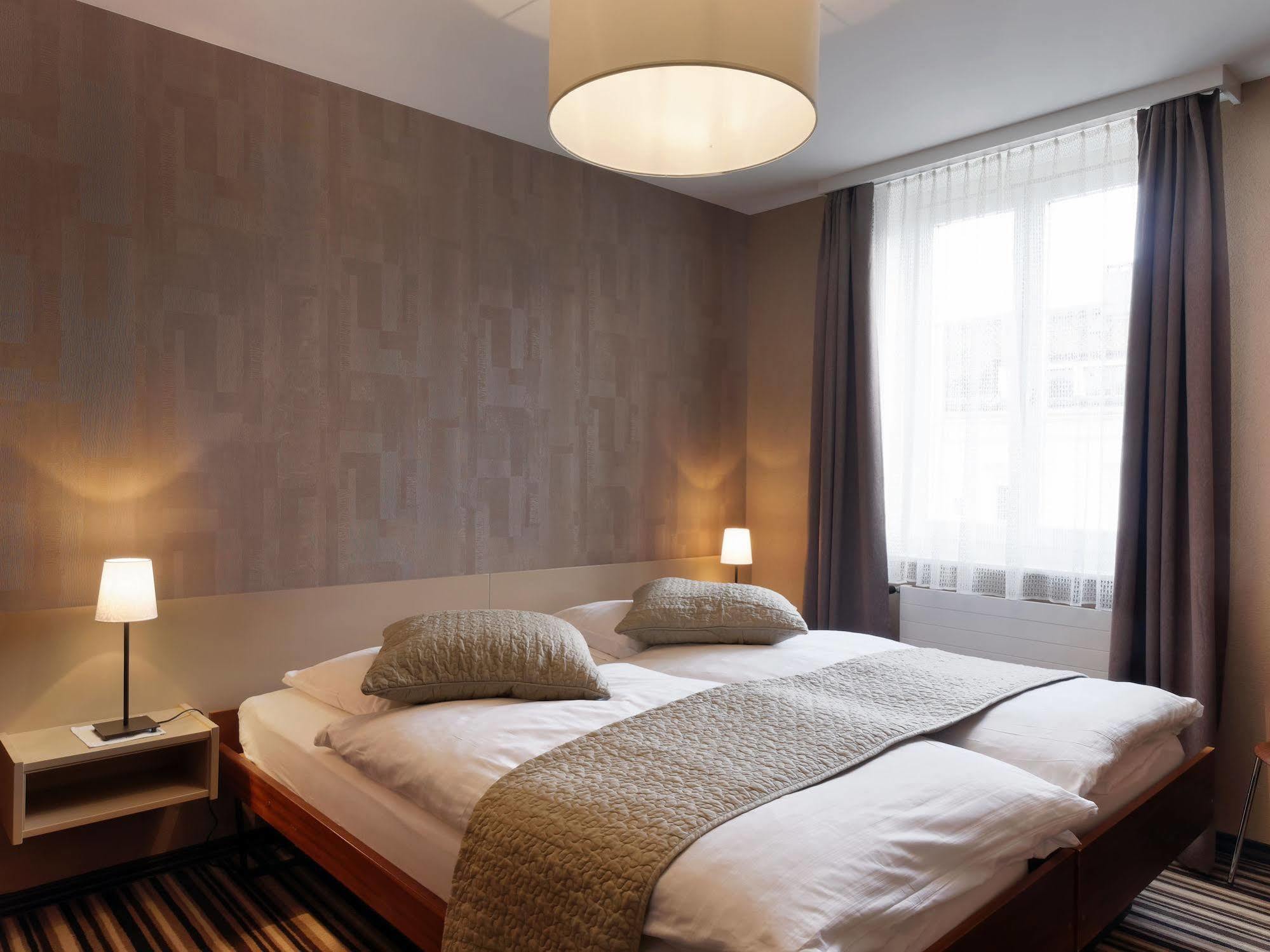 Hotel La 3*